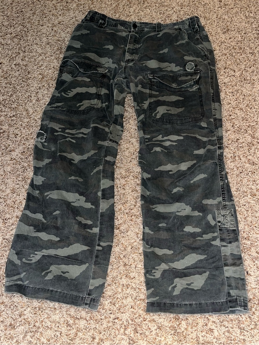 VTG Y2K 90s grunge skater Green Camo Pants Cargo Pocket unisex 36x27.5 plugg
